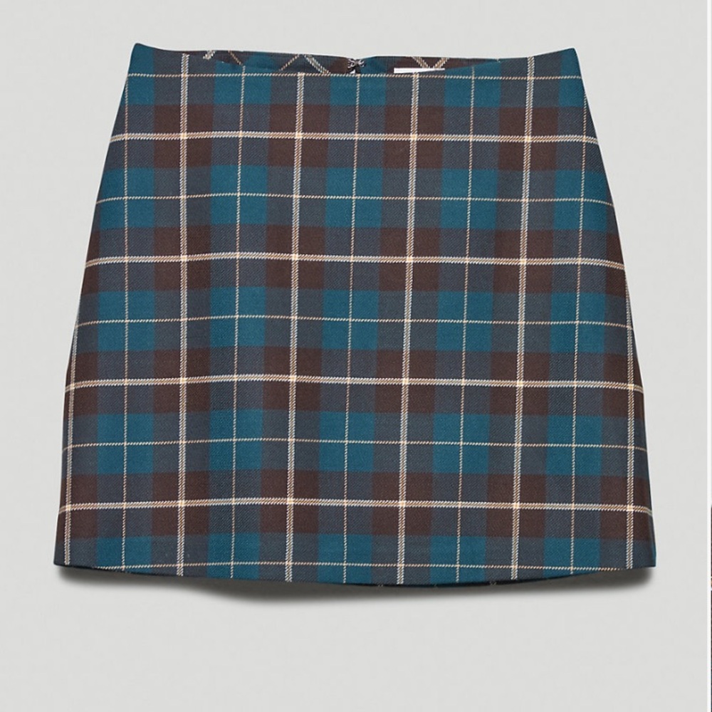 Aritzia Wilfred Classic Mini Skirt